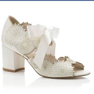 Harriet Wilde - Dahlia Mid Ivory Floral Leather Block Heel